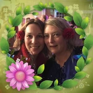 Meet your Posher, Deena halland